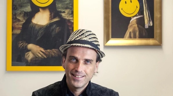 Quien es el propietario del mítico Smiley, las famosas caritas amarillas