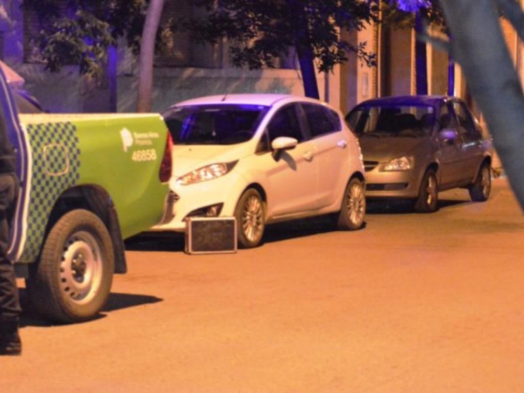 Encuentran auto robado en San Pedro