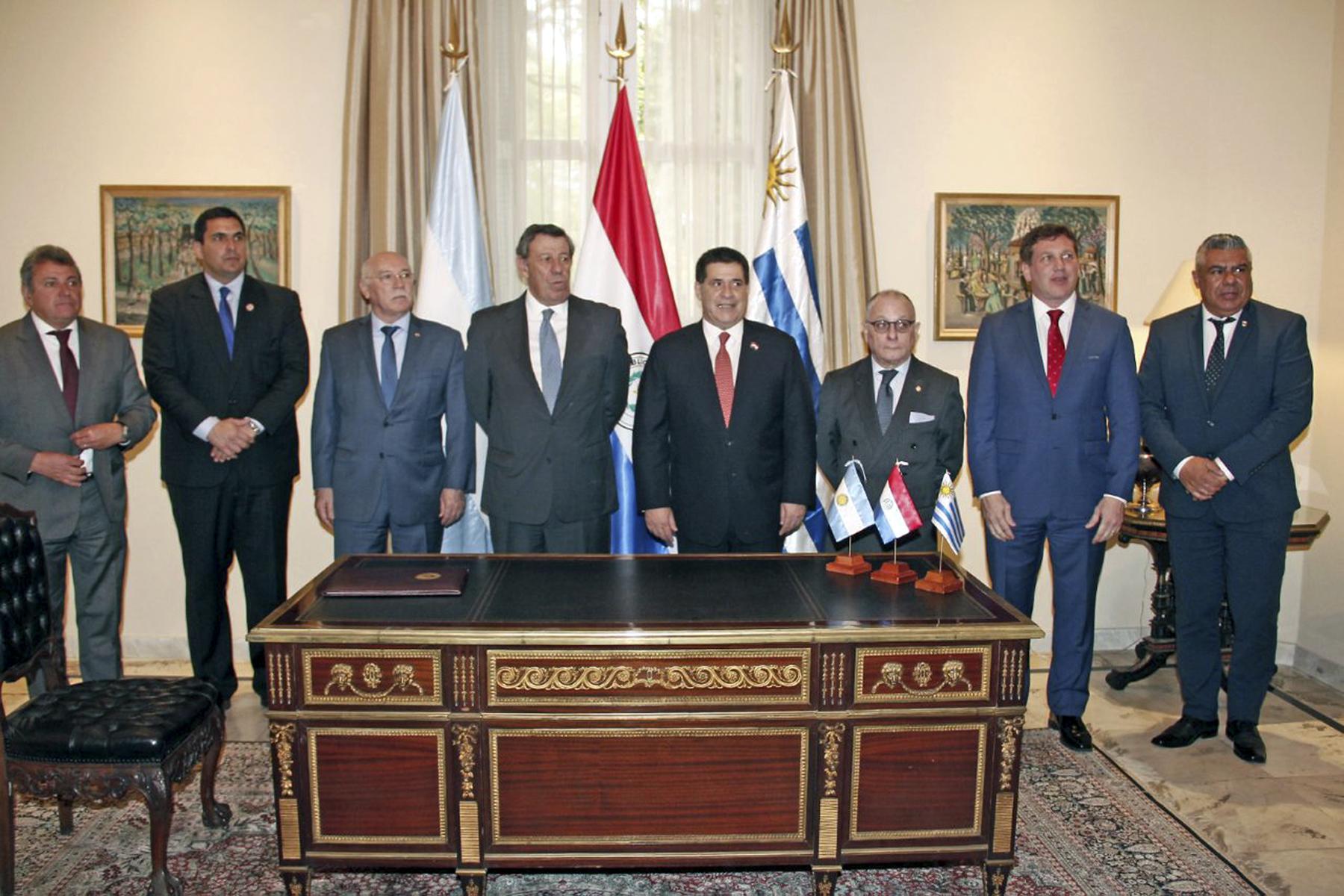Copa del Mundo FIFA 2030: Argentina, Paraguay y Uruguay avanzan en su postulación conjunta