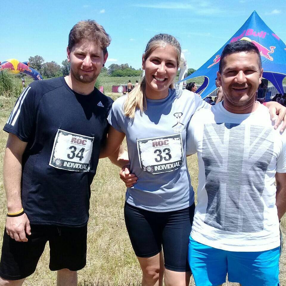 Ornella y Maxi presentes en la Rebook Obstacle Course