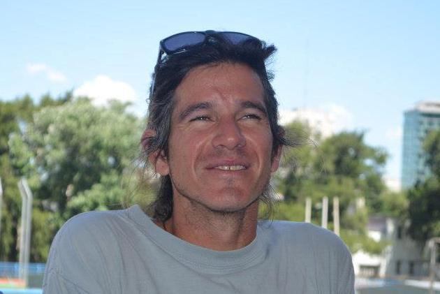 Proponen colocarle el nombre de Alberto Hebeisen al Campo de Deportes del Polideportivo Municipal