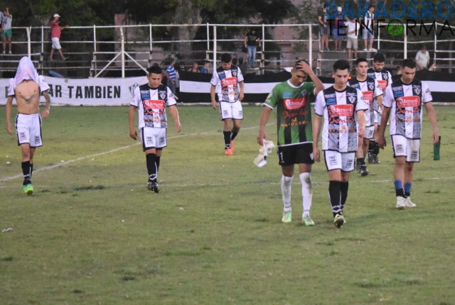 Perdió Atlético y se complica su continuidad en el Federal B