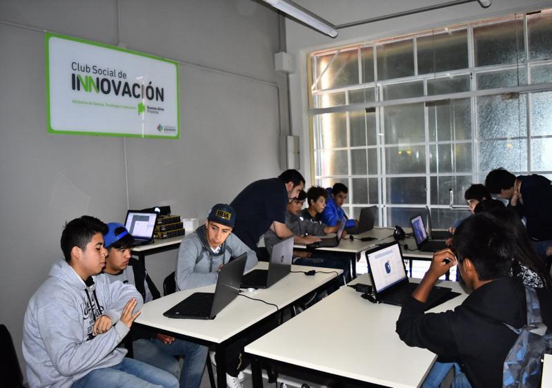 Talleres abiertos en el Club Social de Innovación