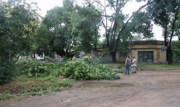 Un tornado dejó la ciudad de Colón como “bombardeada”