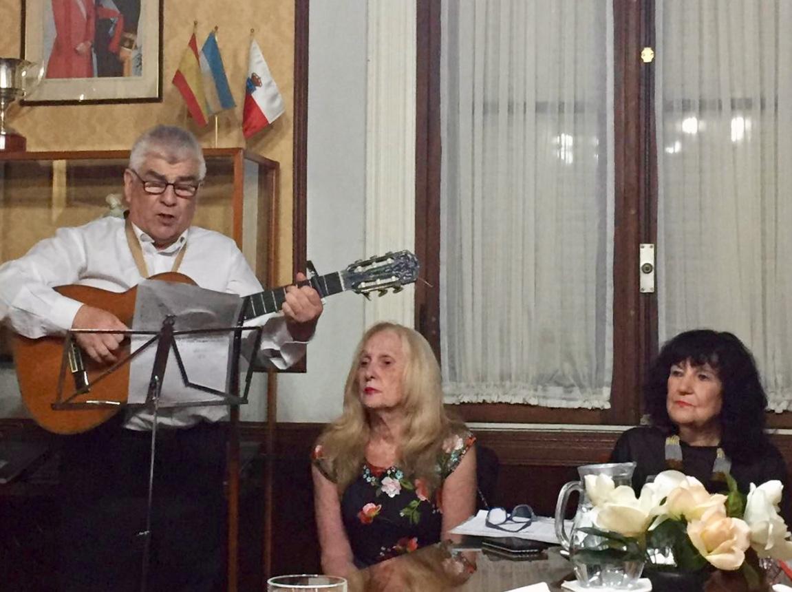 Vascas baraderenses presentaron su libro en Capital Federal