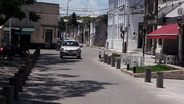 Vecinos se reunieron con concejales por la obra de calle Anchorena