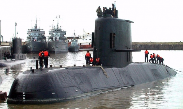 ARA San Juan: la Armada subió a un barco a una vidente para buscar el submarino