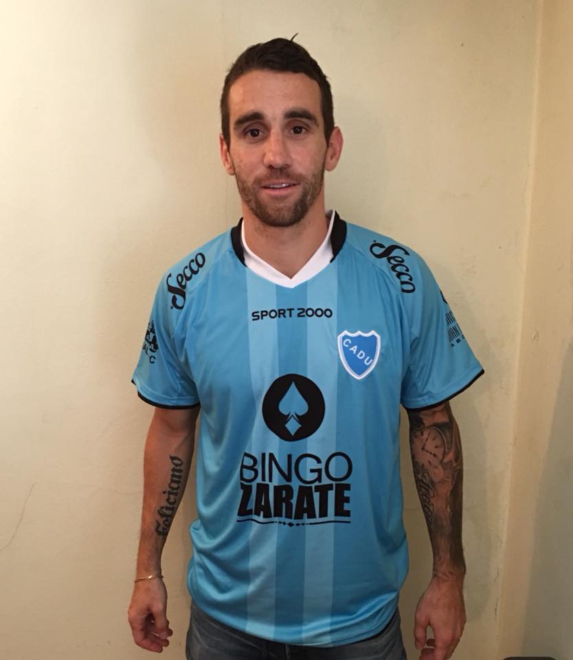 Andrés Franzoia ya es jugador de Defensores Unidos de Zárate