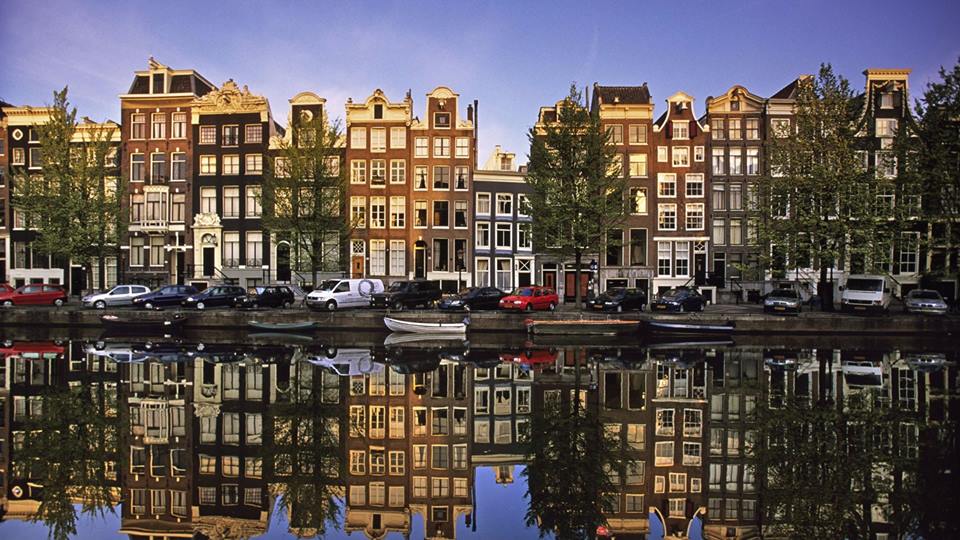 Año Nuevo en Ámsterdam – por Hugo Pezzini