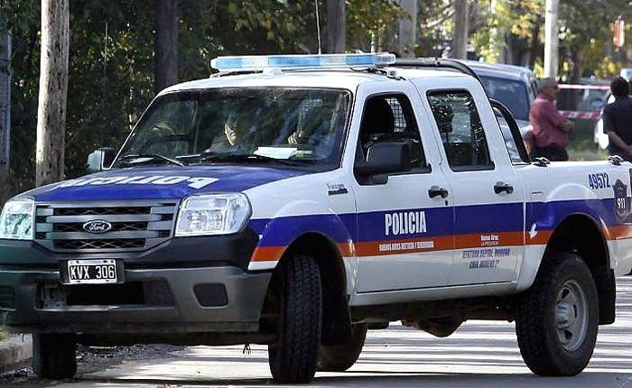 Lo acusó, lo detuvieron, se equivocó, se disculpó y lo largaron