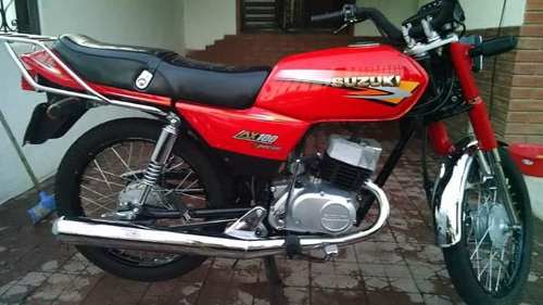 Roban una moto en pleno centro