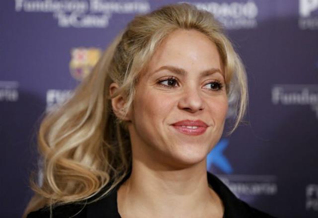 Denuncian a Shakira por presunto delito fiscal