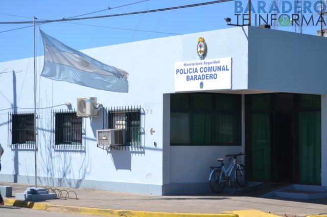 Roban en una panadería