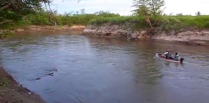 Encapuchados y armados asaltaron a una familia que estaba pescando en el Río Arrecifes