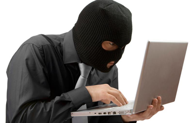 Recuperan en un allanamiento una Notebook robada
