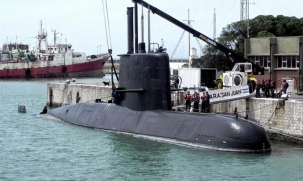 «No buscan al submarino porque los fierros hablan, y si hablan van todos presos»