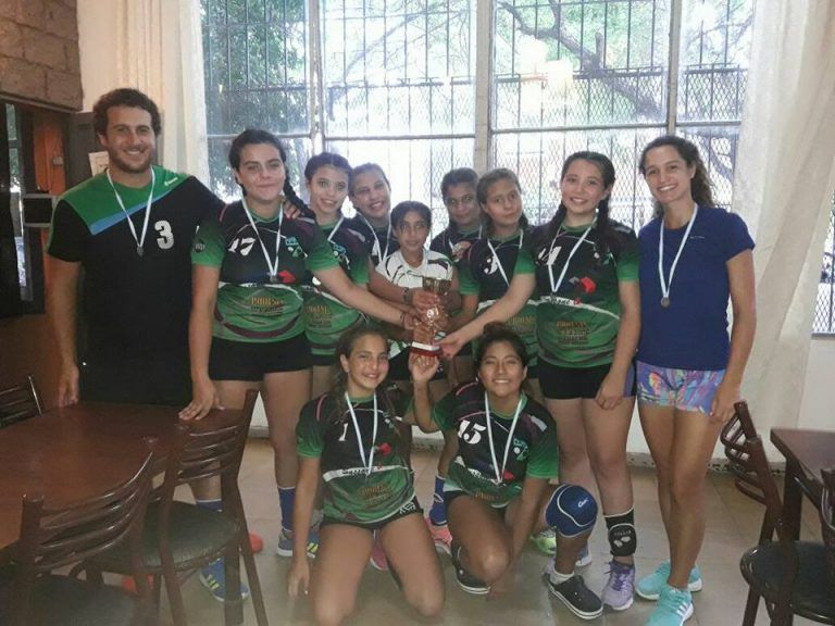 La Escuela Municipal de Vóley con destacadas actuaciones en Rosario y Paraná