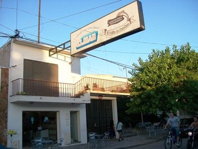 ¿Cierra Heladería Elmar?