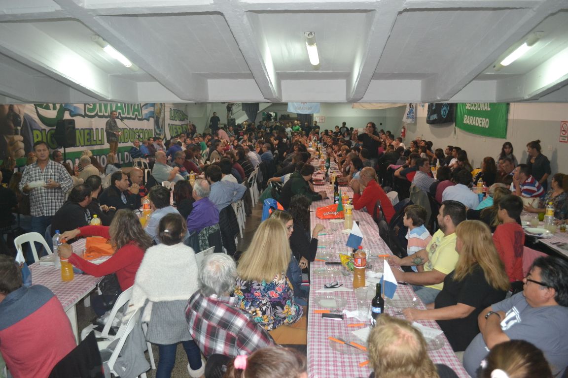 Nicolás Moreira .Cena Día del Trabajador