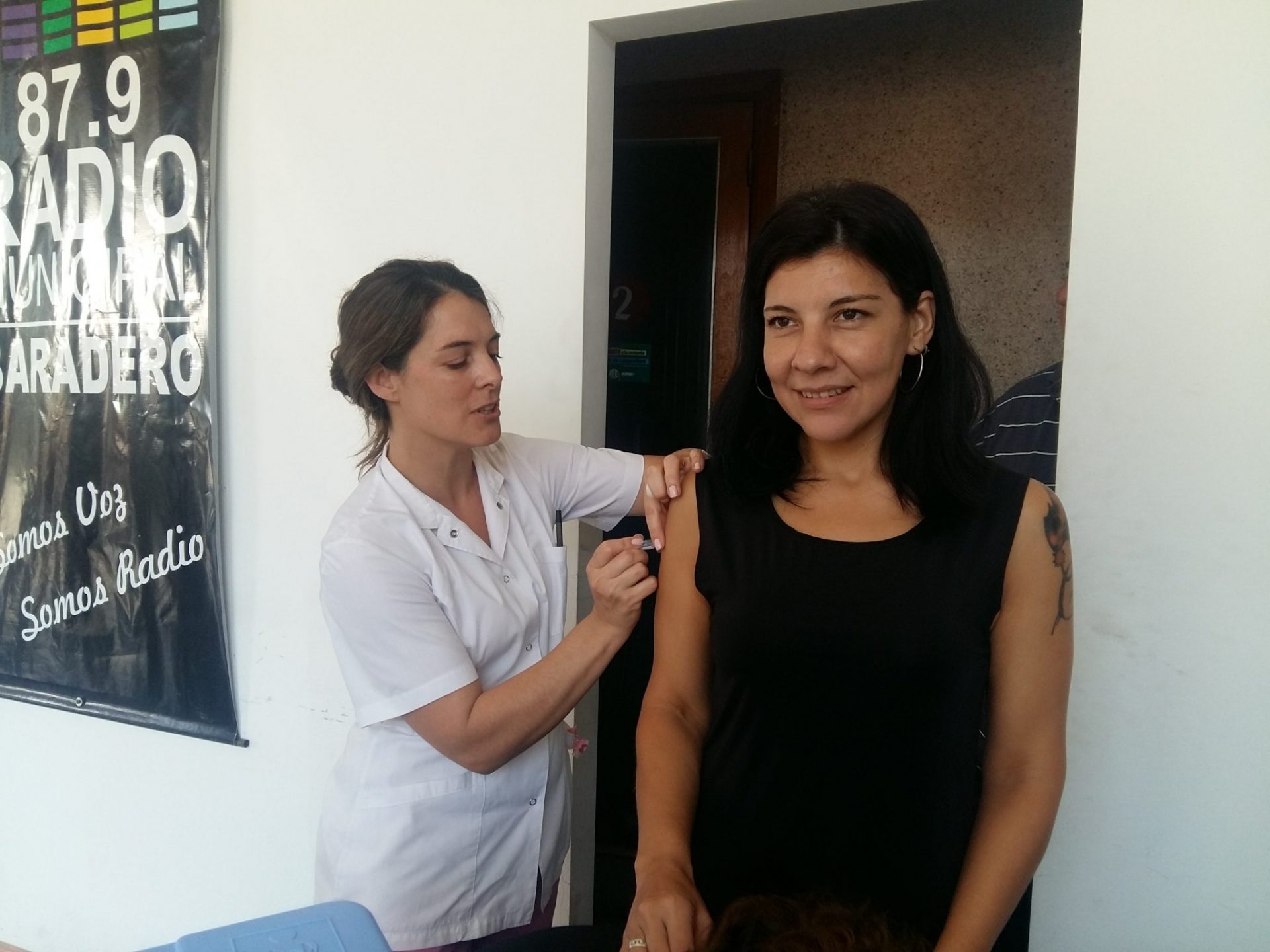 Atención Primaria de la Salud colocó vacunas antigripales a empleados municipales
