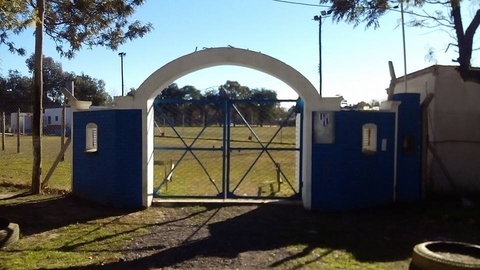 Cuadrangular de fútbol en Portela