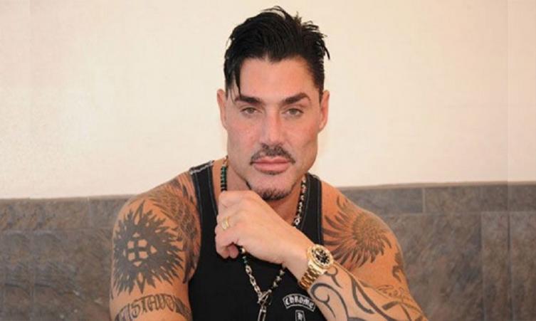 ¿Llega la serie de Ricardo Fort?
