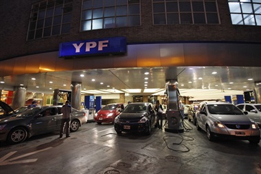 YPF aumentó el precio de sus naftas en todo el país