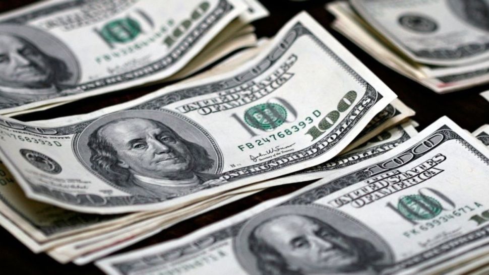El dólar «explotó» y marcó un nuevo récord