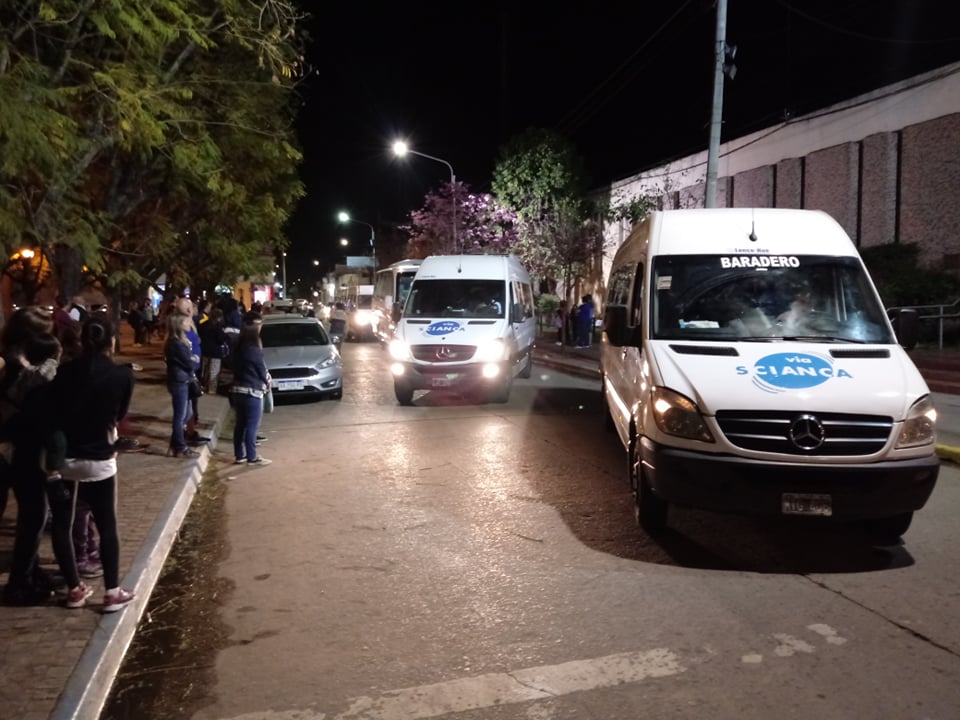 Objetivo Mar del Plata: Hace instantes partió la delegación de Baradero