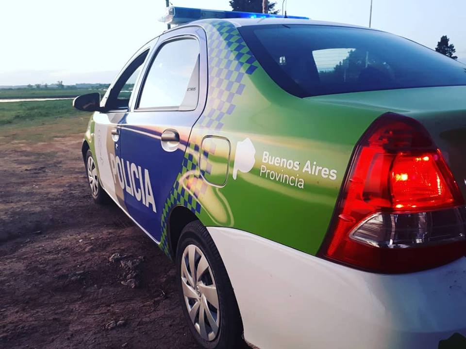 Robaron golosinas y los detuvieron