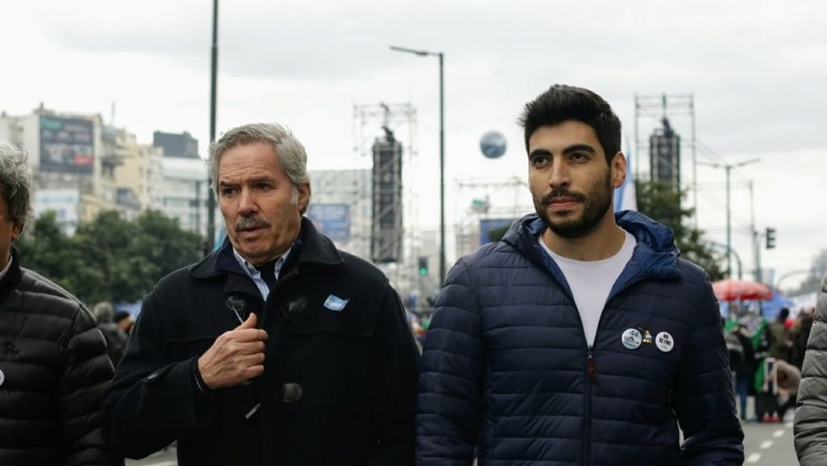 Se rompe el massismo: Felipe Solá y Facundo Moyano arman otro bloque peronista