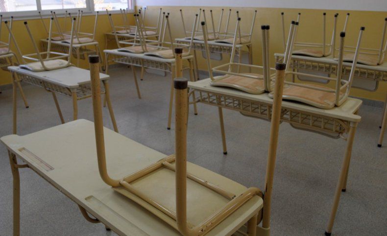 Los docentes realizan un nuevo paro en reclamo de «salarios dignos»