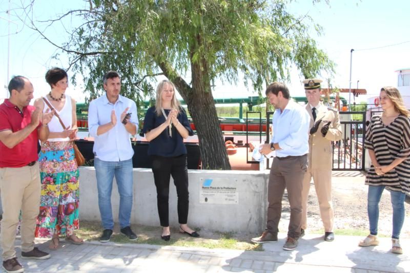 Plaza de la Prefectura: Se inauguró oficialmente en el Día de la Soberanía