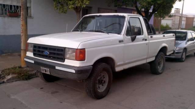 Busqueda: Otra camioneta robada en el fin de semana
