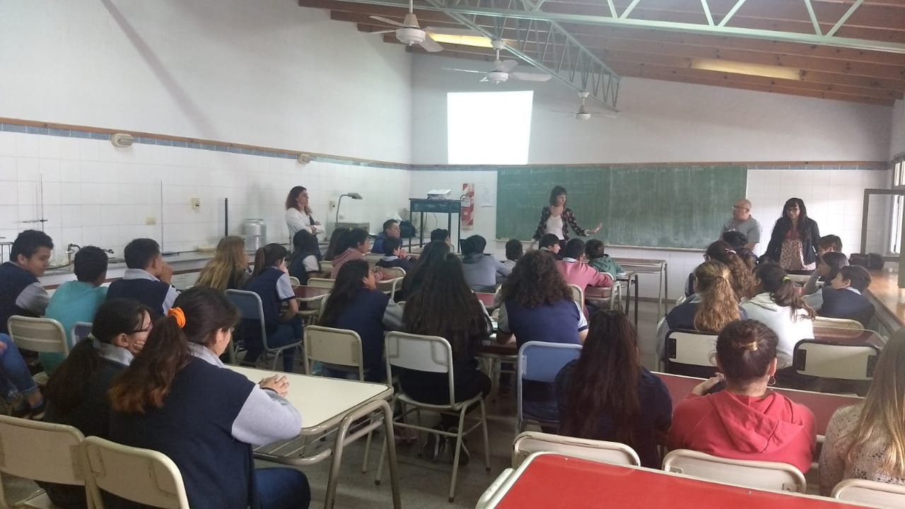 Derechos Humanos | El municipio dio un ciclo de charlas sobre no discriminación, igualdad y acoso escolar