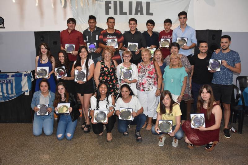La filial de Racing cerró el año con su tradicional cena