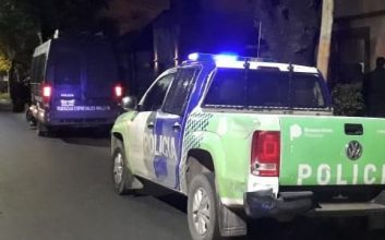 Zarate: un presunto ladrón de 17 años fue baleado y quemado vivo en el Barrio 4 Esquinas