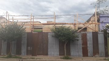 El comienzo de la demolición de una casa causó revuelo