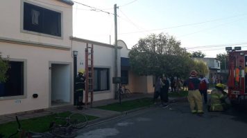 Hace Instantes: Principio de incendio en una vivienda