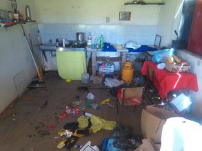 Roban en el deposito del fútbol infantil de Rivadavia