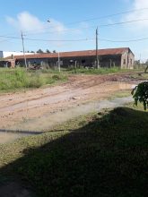 Vecinos se quejan por el estado de su calle