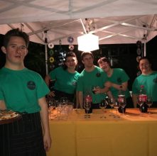 Amigos con Síndrome de Down abrieron una pizzería después de ser rechazados en varios empleos