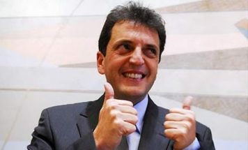 Por el hantavirus Massa cambia de ruta y sale hacia la costa