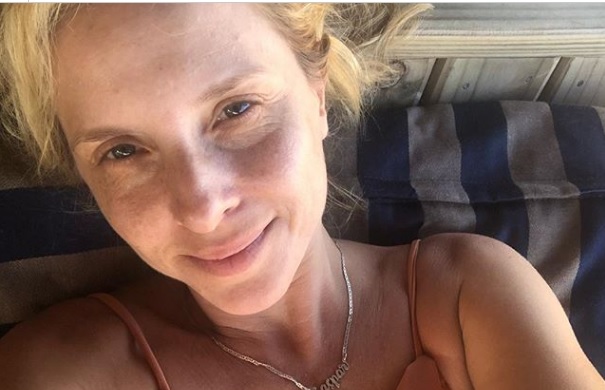 Carla Peterson y una selfie que provocó la reacción de sus seguidores
