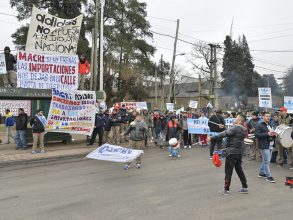 Se acelera el cierre de fábricas: desde fines de 2015 se dieron de baja 2.871