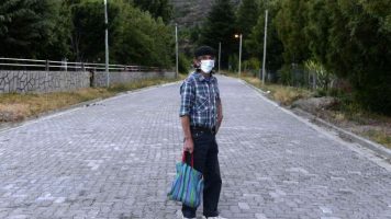 Barbijos, miedo y crisis económica: así vive hoy Epuyén, el pueblo jaqueado por el hantavirus