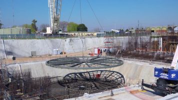 CAREM 25: Se paraliza la obra del reactor, 350 trabajadores afuera