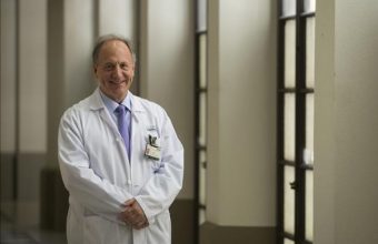 «El estrés emocional crónico puede iniciar el proceso de un cáncer»