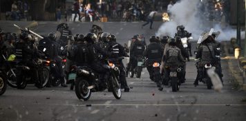 Al menos 14 muertos en Venezuela por la brutal represión