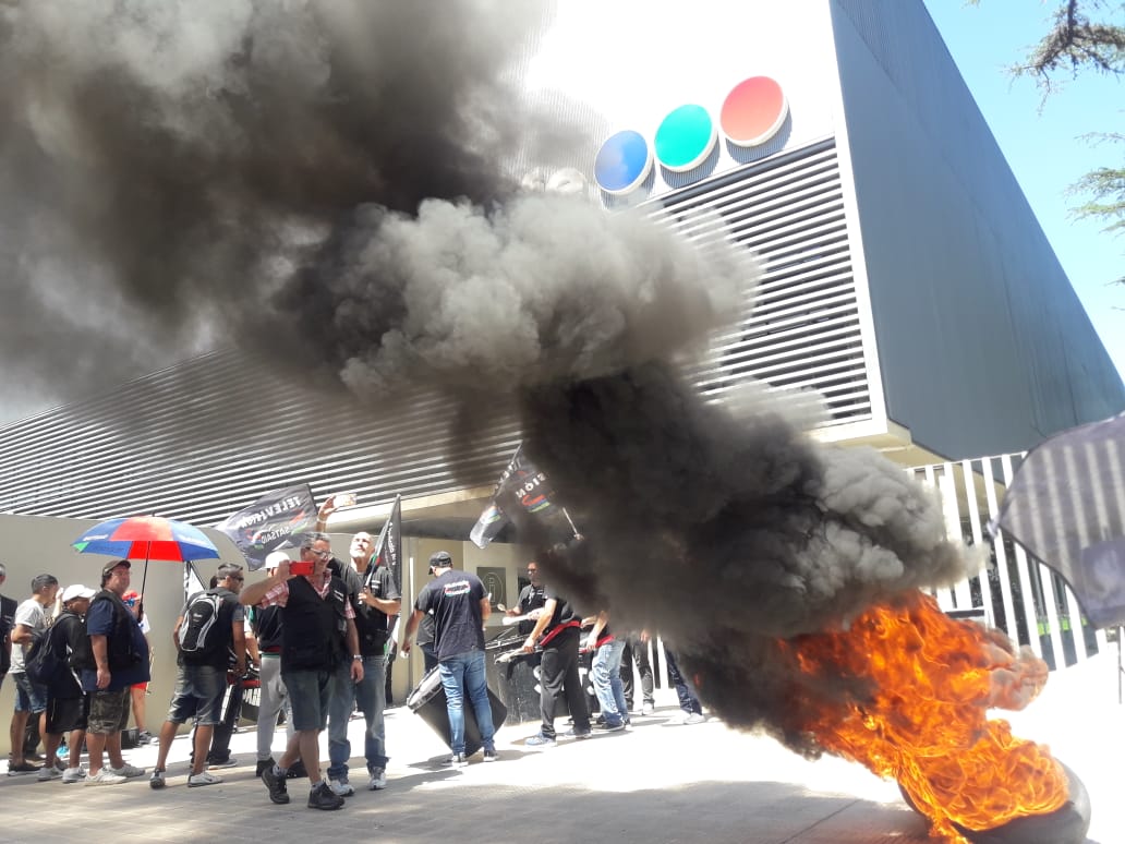 Despidos masivos y paro de actividades en la señal de aire Telefé